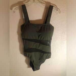 Carmen Marc Valvo Swimsuit Size 12